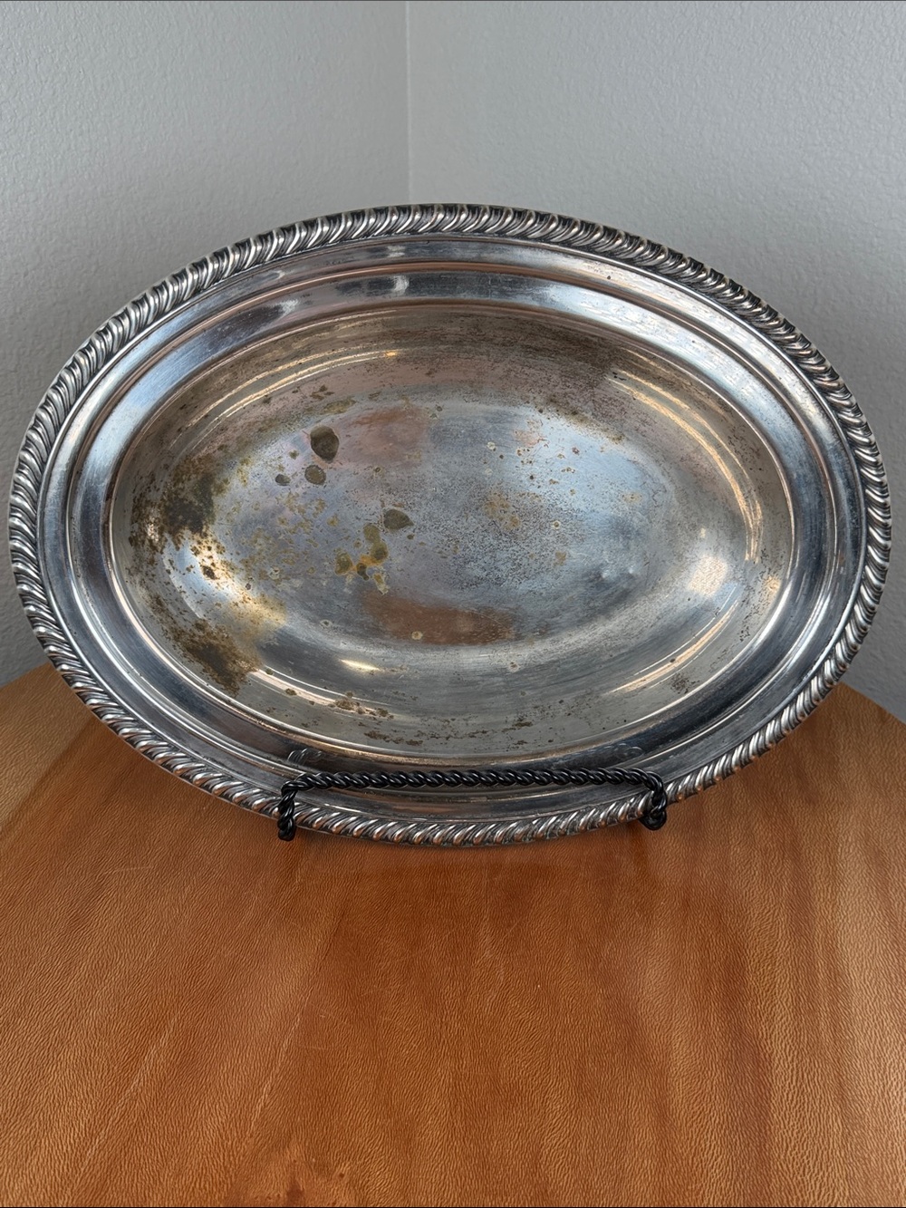 Vintage FB Rogers Silver Co OVAL BREAD/SERVING TRAY Bowl Decorative Stamped